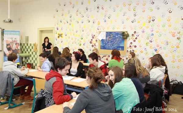 JUNULARA projekt strukturovaný dialog s mládeží, ICM JH